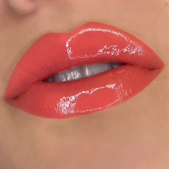 Sophia+Mabelle Lip Confetti No Drama gloss lèvres brillant