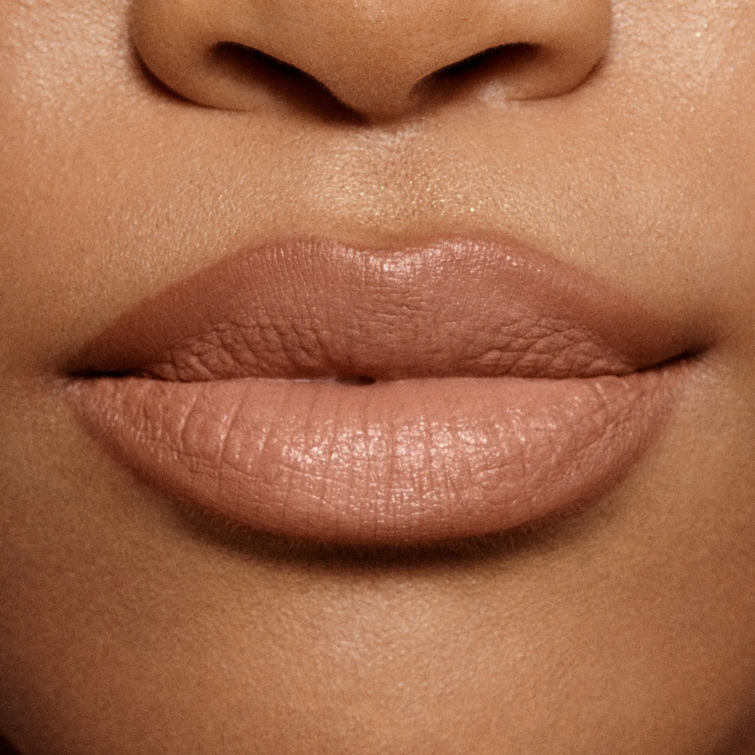 Vieve Modern Matte Lipstick rouge à lèvres Ninetease mat nude