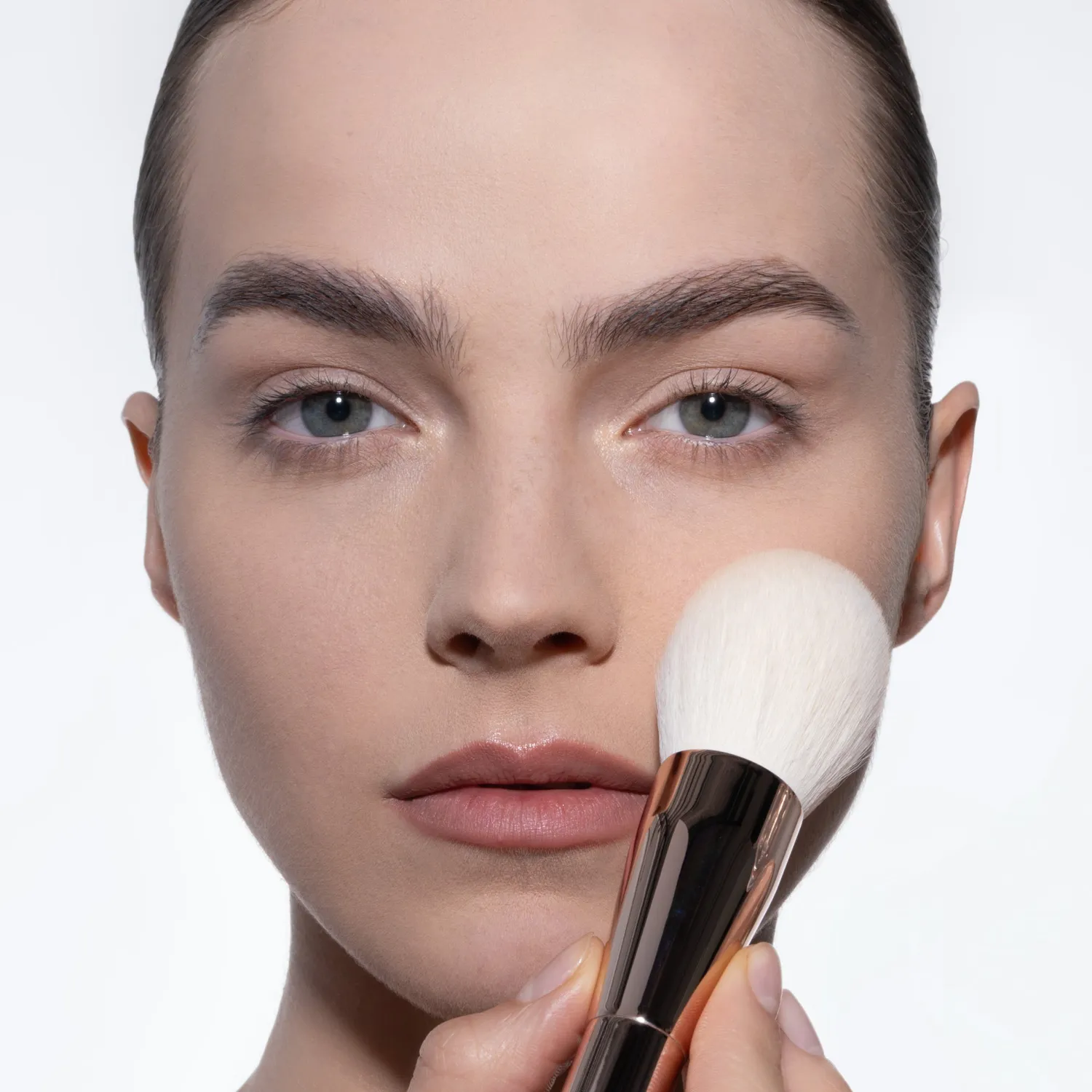 Natasha Denona HY-GLAM Powder Brush pinceau poudre doux