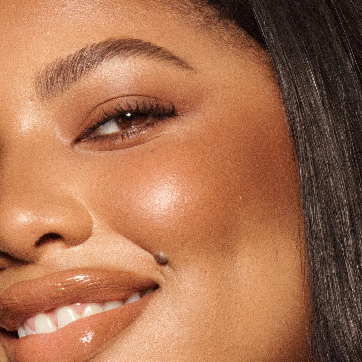 Vieve Modern Radiance Bronzer Crème Tan Lumineux
