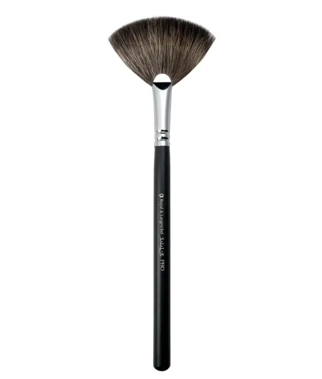 Graftobian S.I.L.K. Finishing pinceau éventail poudre naturel