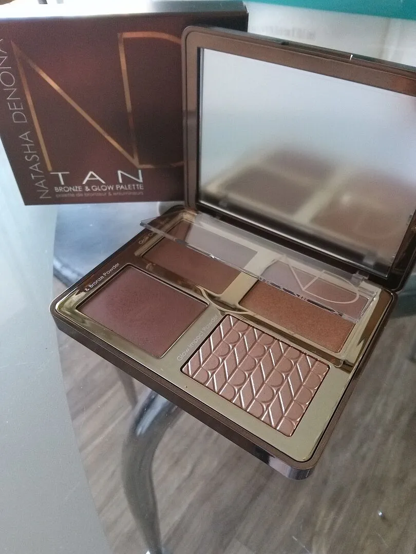 Natasha Denona Tan palette teint bronzeur enlumineur sculptant