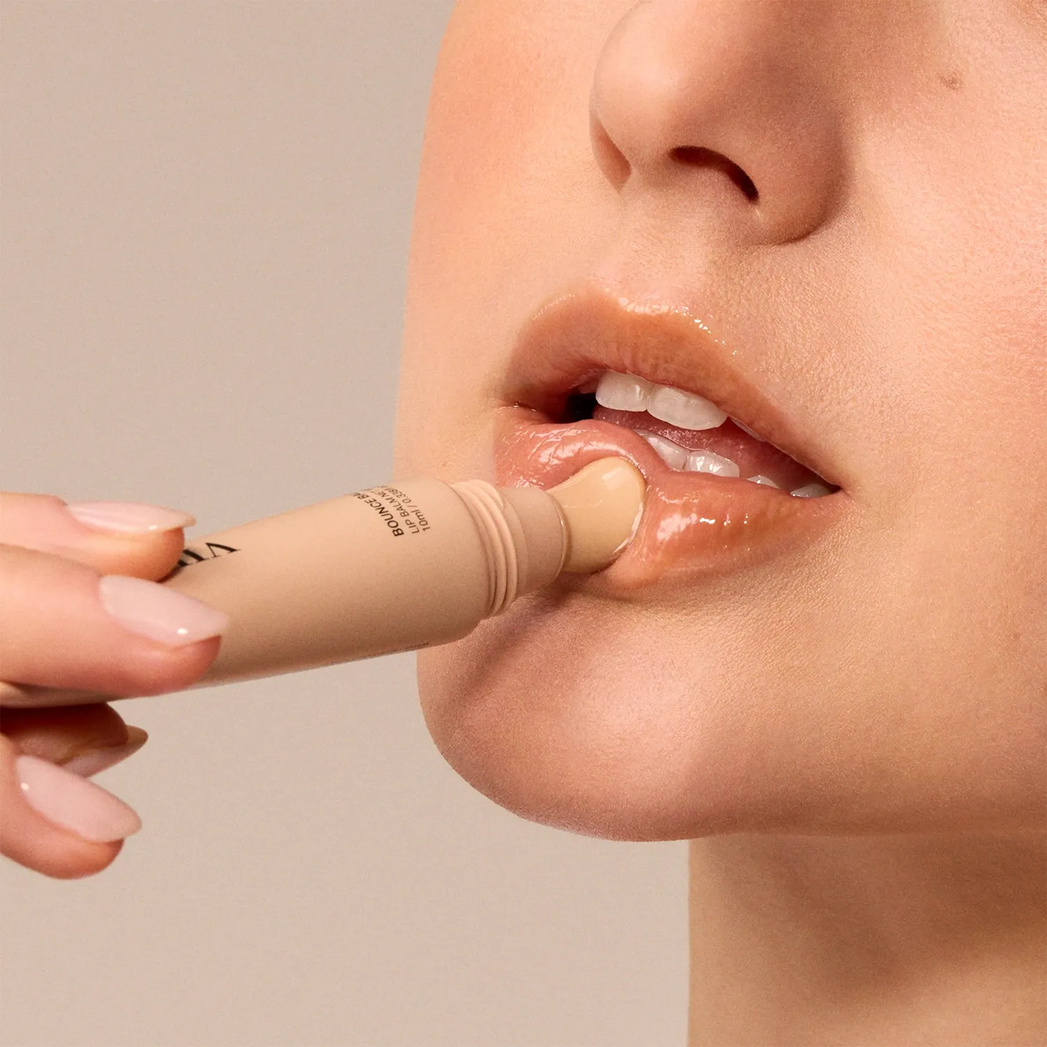 Vieve Bounce Balm baume à lèvres teinte Grind nourrissant
