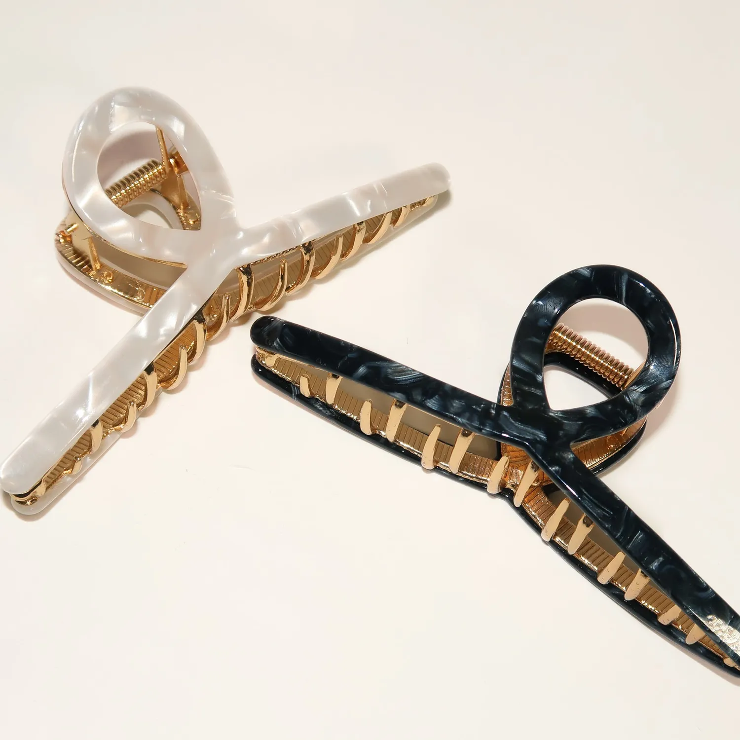 Vieve Claw Clip pince cheveux beige marbré