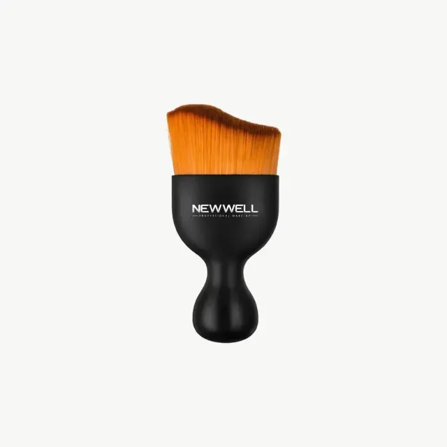 New Well pinceau contour biseauté poudre crème