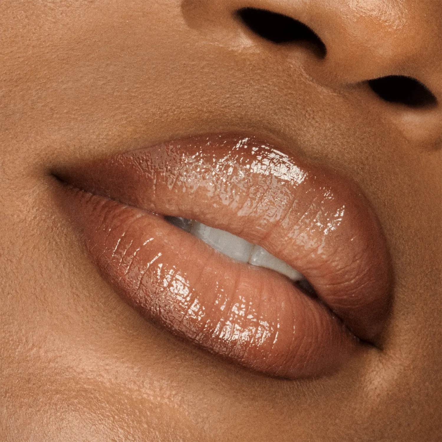 Vieve Hotlips x Socialite coffret bague gloss Socialite