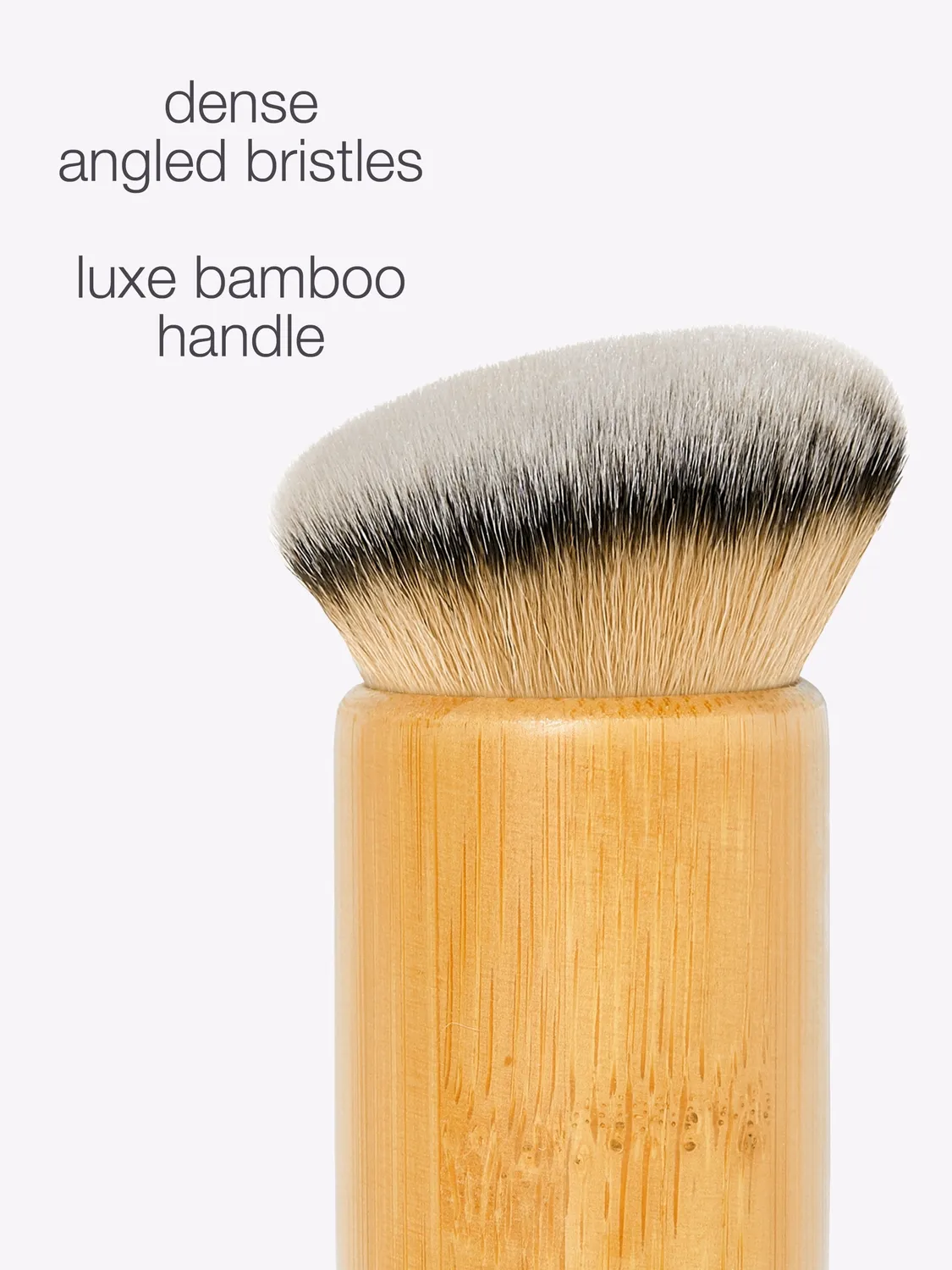 Tarte Angled Blur pinceau poudre biseauté