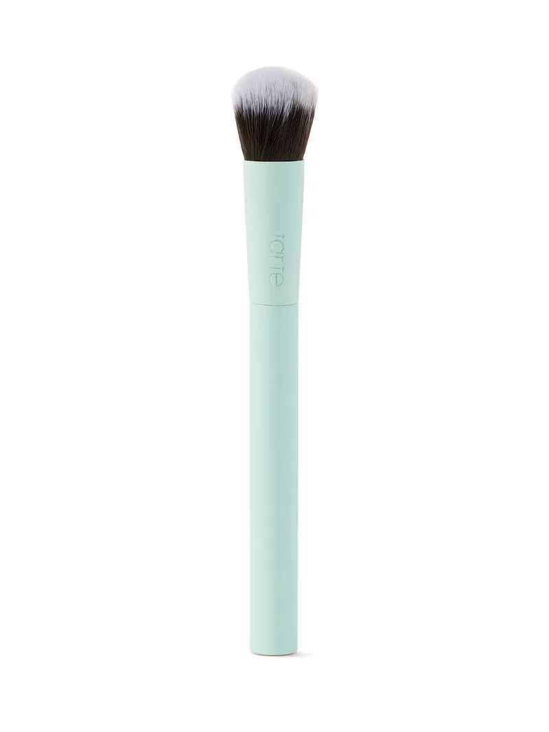 Tarte Fluffy pinceau anti-cernes duo-fibre