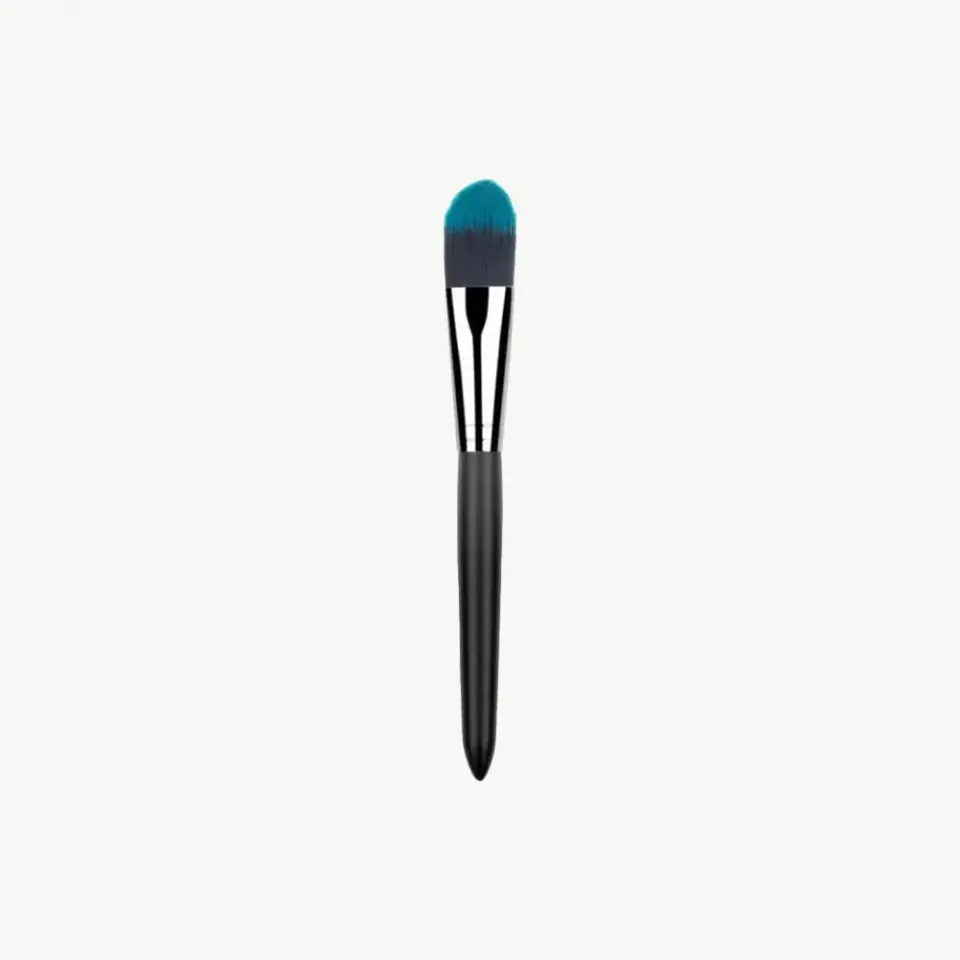 New Well pinceau masque noir visage