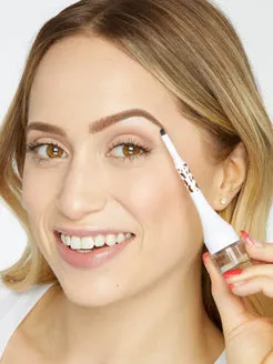 Tarte Maneater mousse sourcils effet fourni naturel