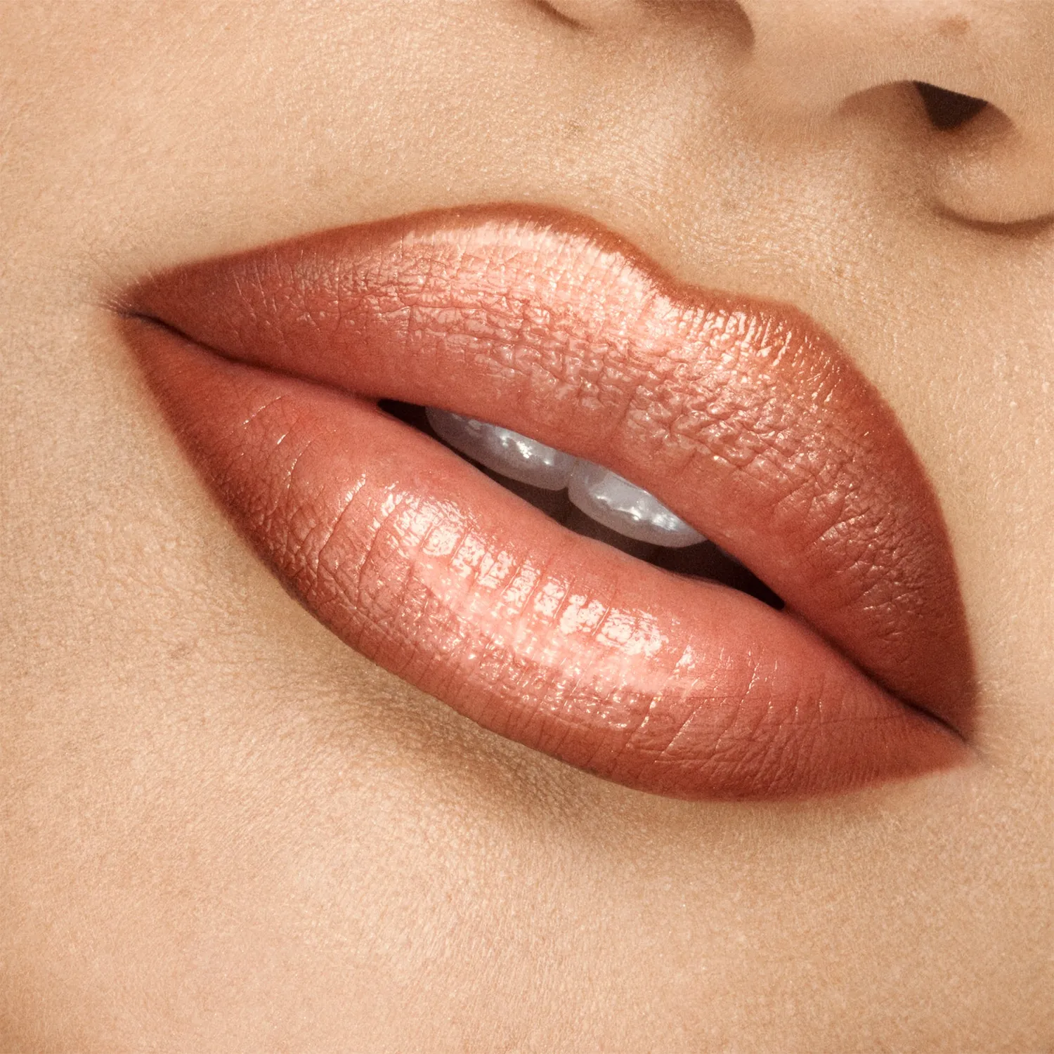 Vieve Hotlips x Supermodel coffret lèvres bague M limitée