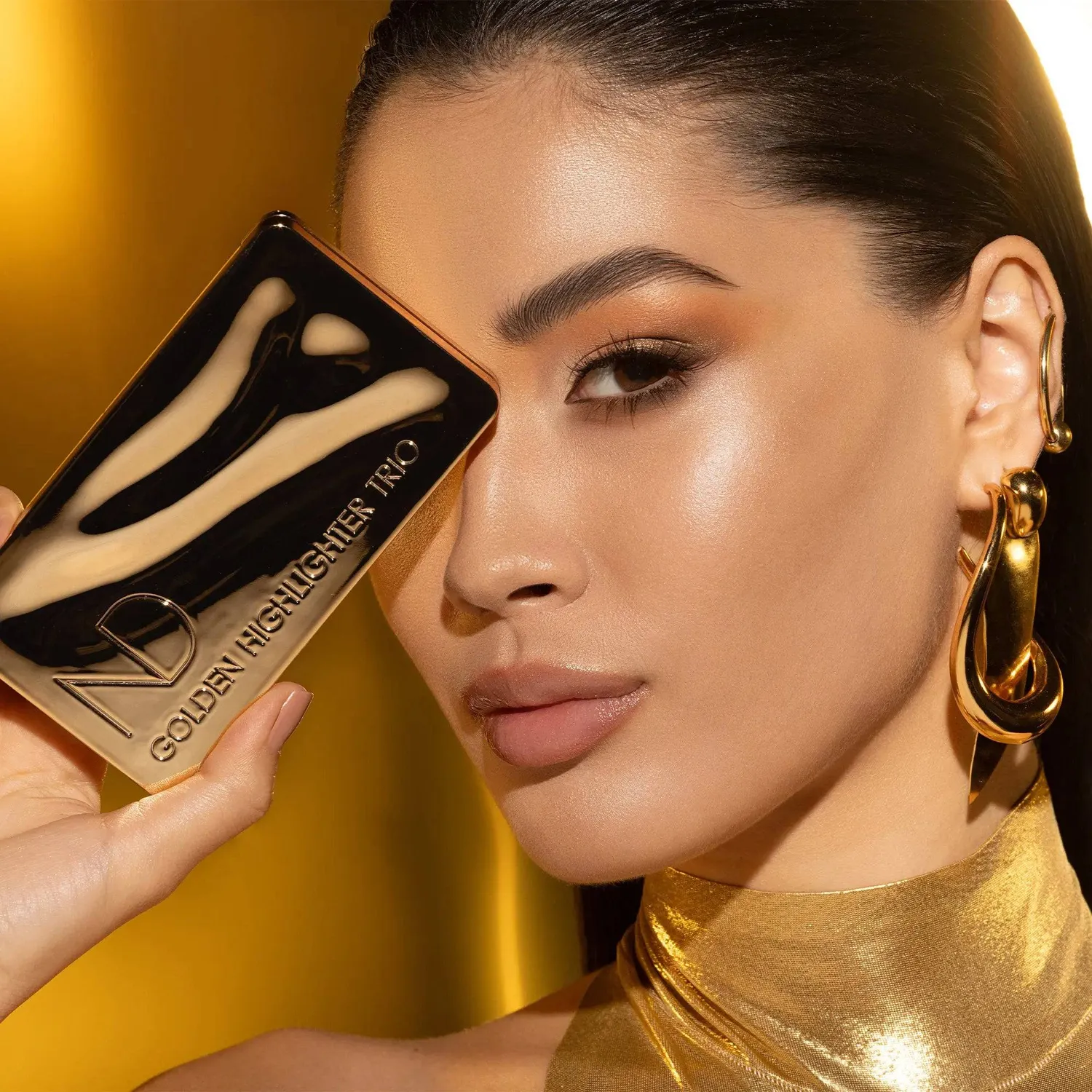 Natasha Denona Golden Trio highlighter doré