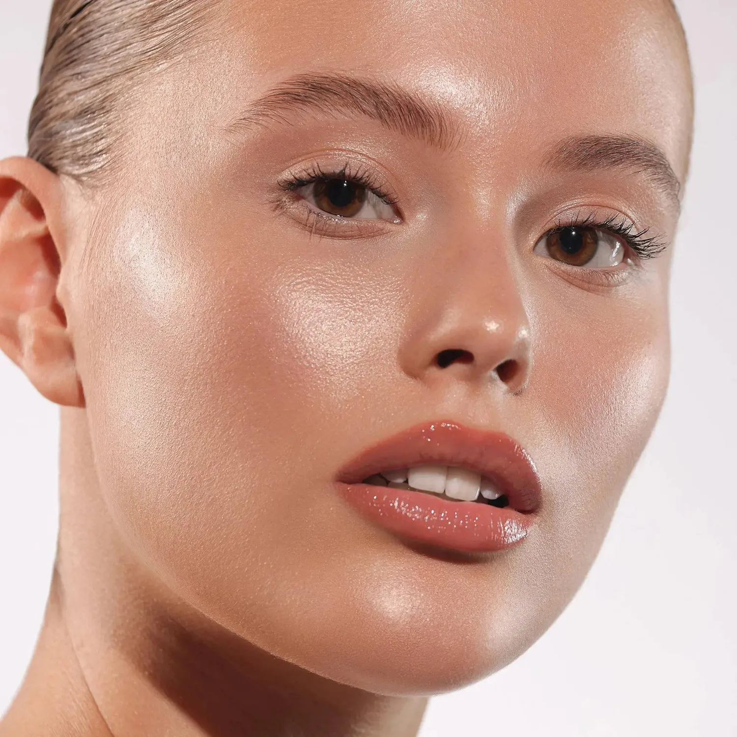 Natasha Denona HY-GEN Glow Beautifier poudre 01 Light