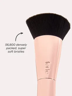Tarte Blurring Complexion pinceau teint plat effet floutant