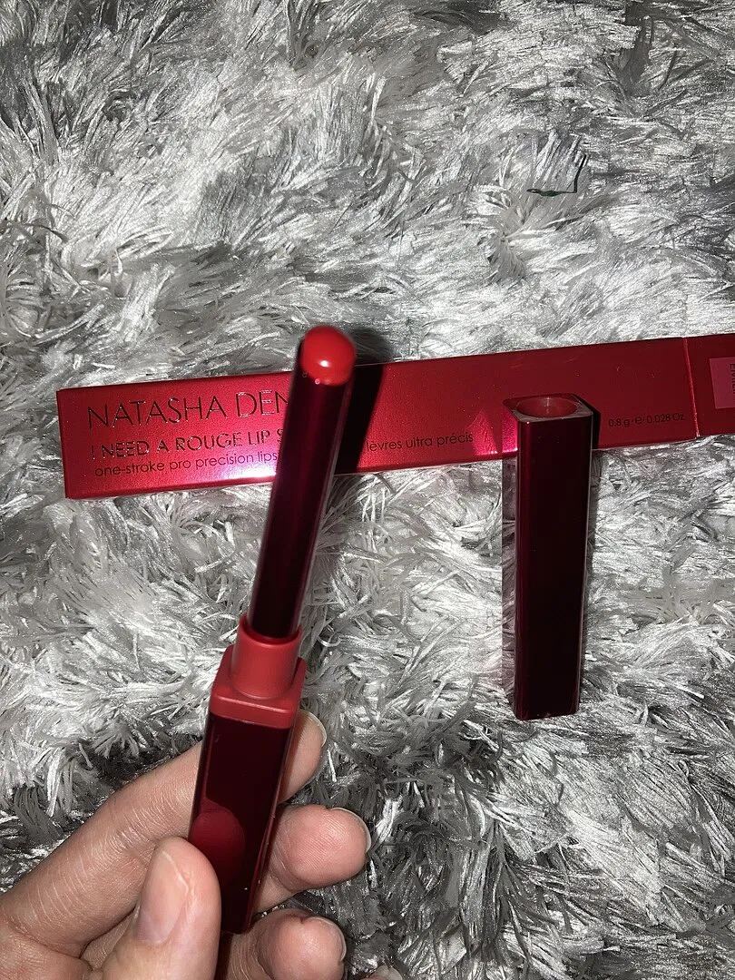 Natasha Denona I Need a Rouge lip styletto Emilia