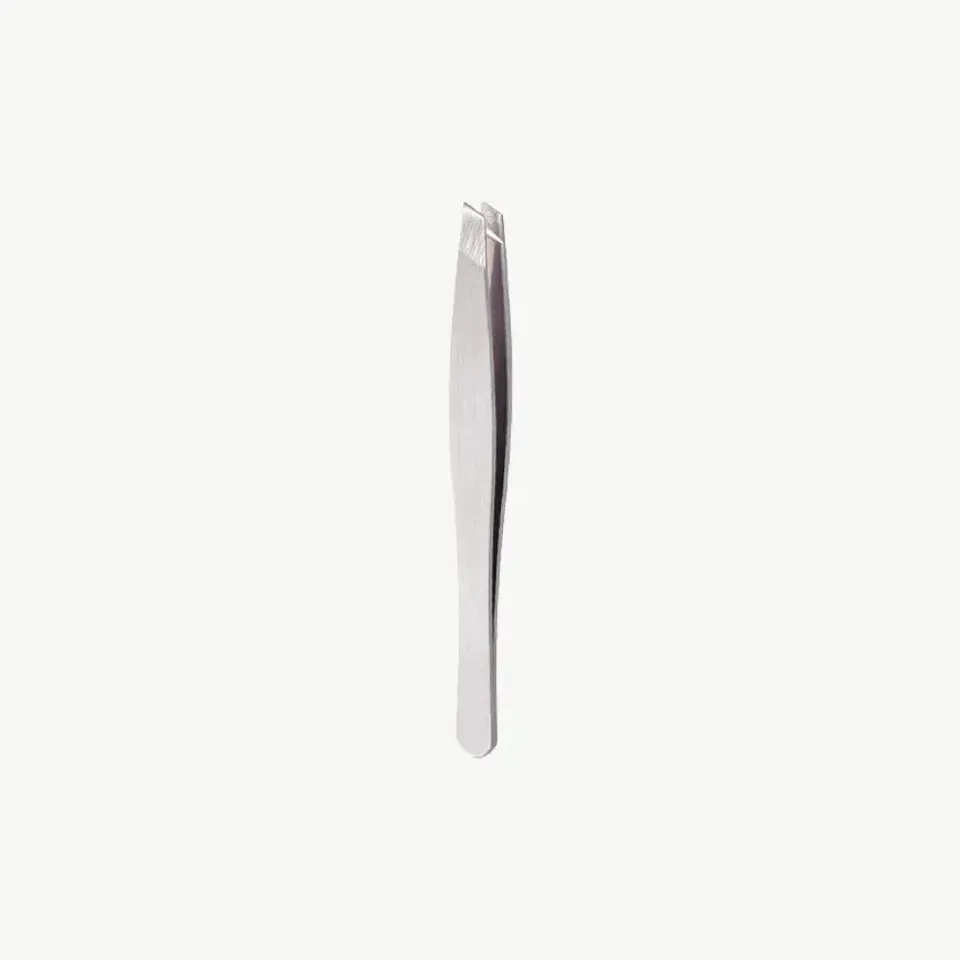 New Well Pince Sourcils Biseau Argentée Inox