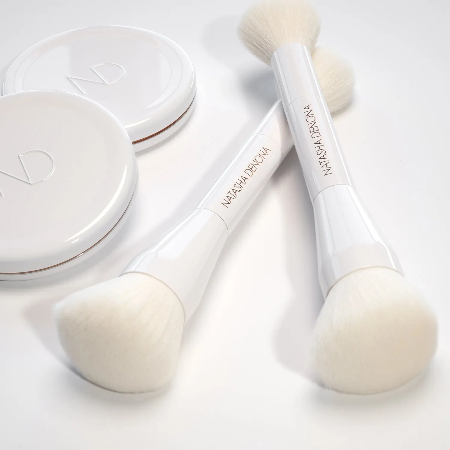 Natasha Denona Hy-Gen pinceau visage double embout vegan