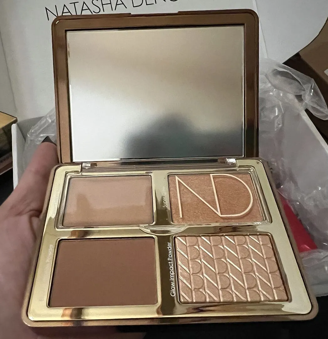 Natasha Denona Tan palette teint bronzeur enlumineur sculptant