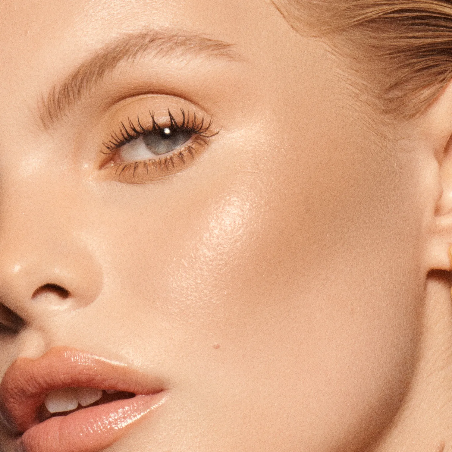 Vieve Modern Radiance Bronzer Crème Light Naturel