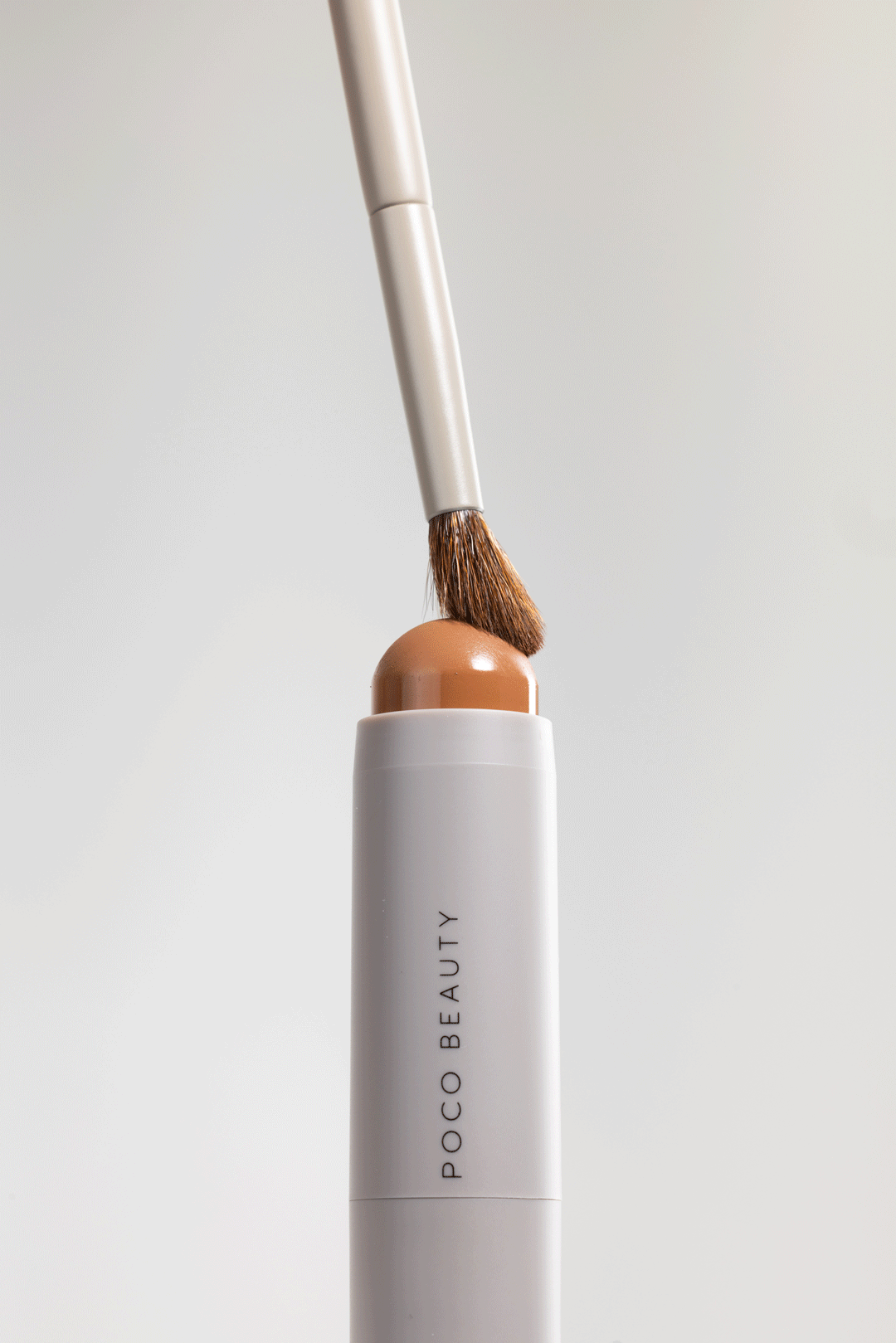Poco Beauty Seamless Sculpt 03 pinceau maquillage sculptant