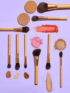 Tarte Complexion pinceau poudre large fini flouté
